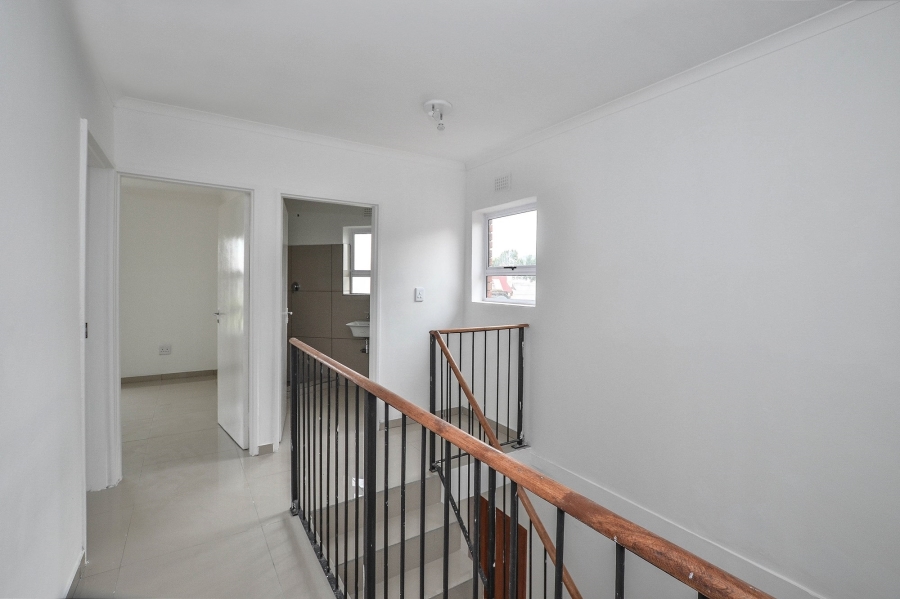 22 Bedroom Property for Sale in Oakdale Western Cape